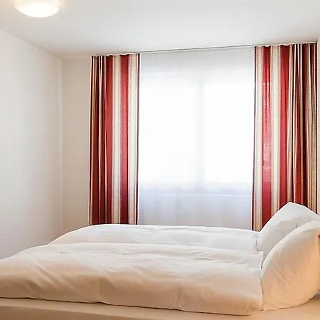 Sleeps 6 Wifi